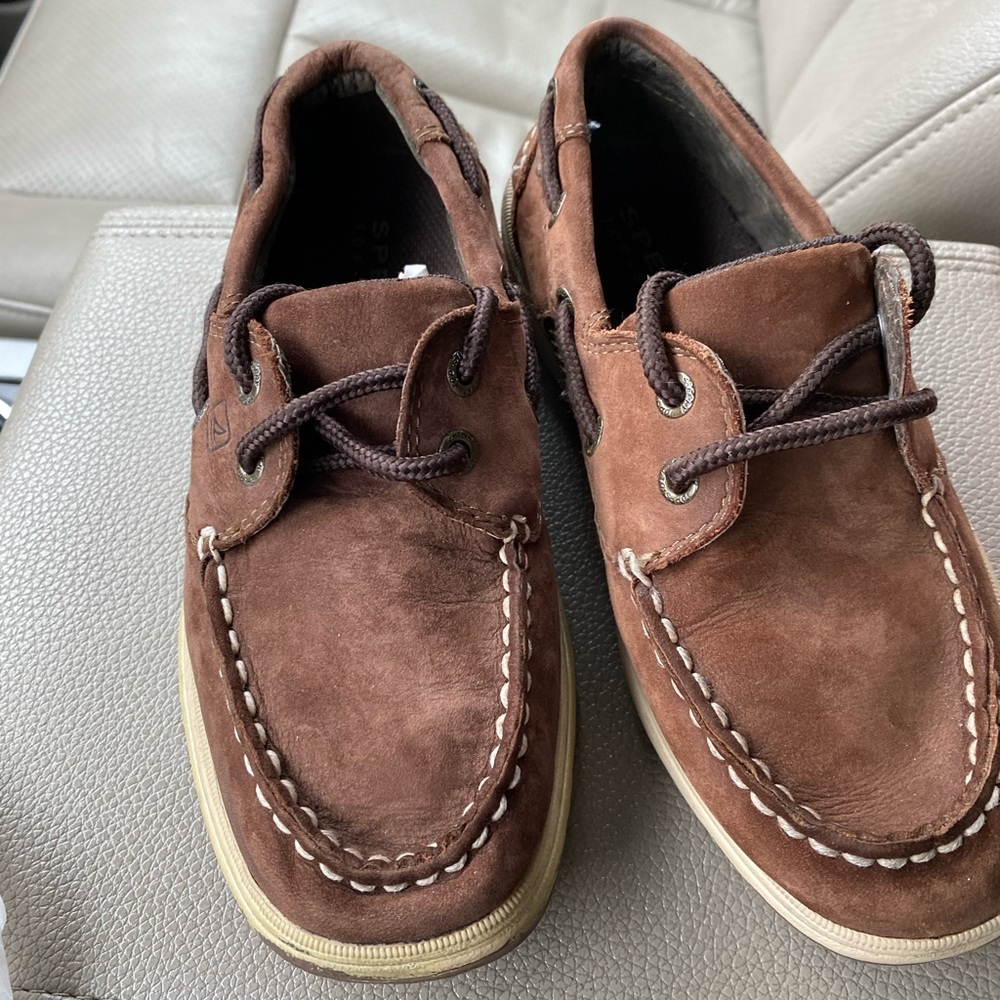 Brand new boys sperry shoes